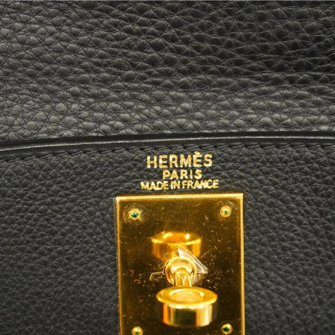 Hermes Kelly 28 Togo leather handbag with a gold hardware