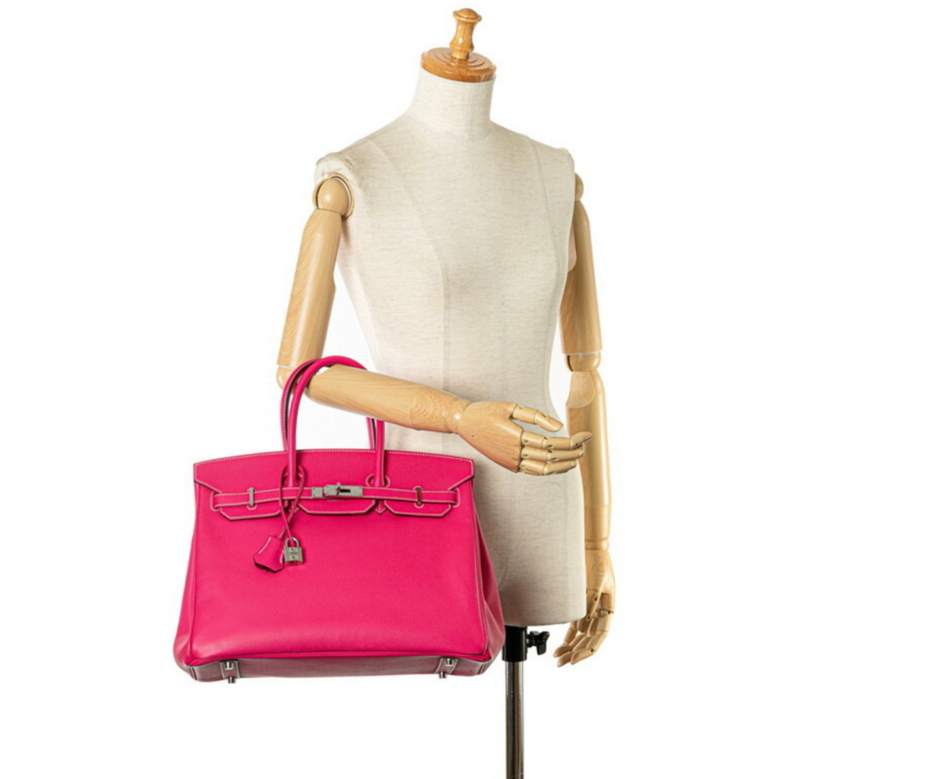 Pe-owned 2012 Hermes Birkin 35 Epsom leather handbag in a lovely pink hue featuring palladium hardware