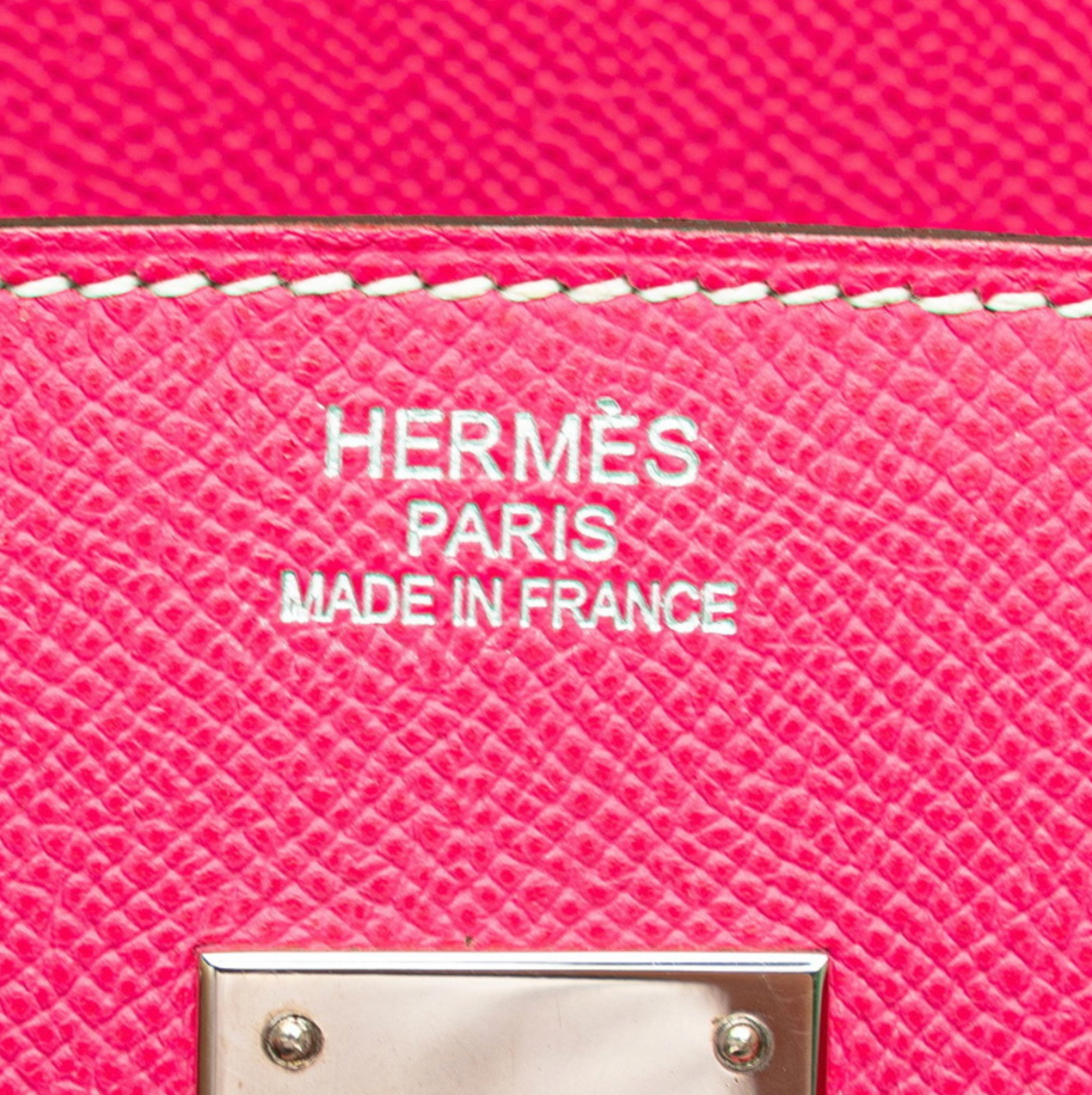 Pe-owned 2012 Hermes Birkin 35 Epsom leather handbag in a lovely pink hue featuring palladium hardware