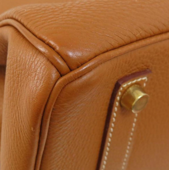 Pre-owned Hermes Birkin 35 handbag is made from Fauve Barenia Faubourg Togo leather with contrasting stitching and gold hardware