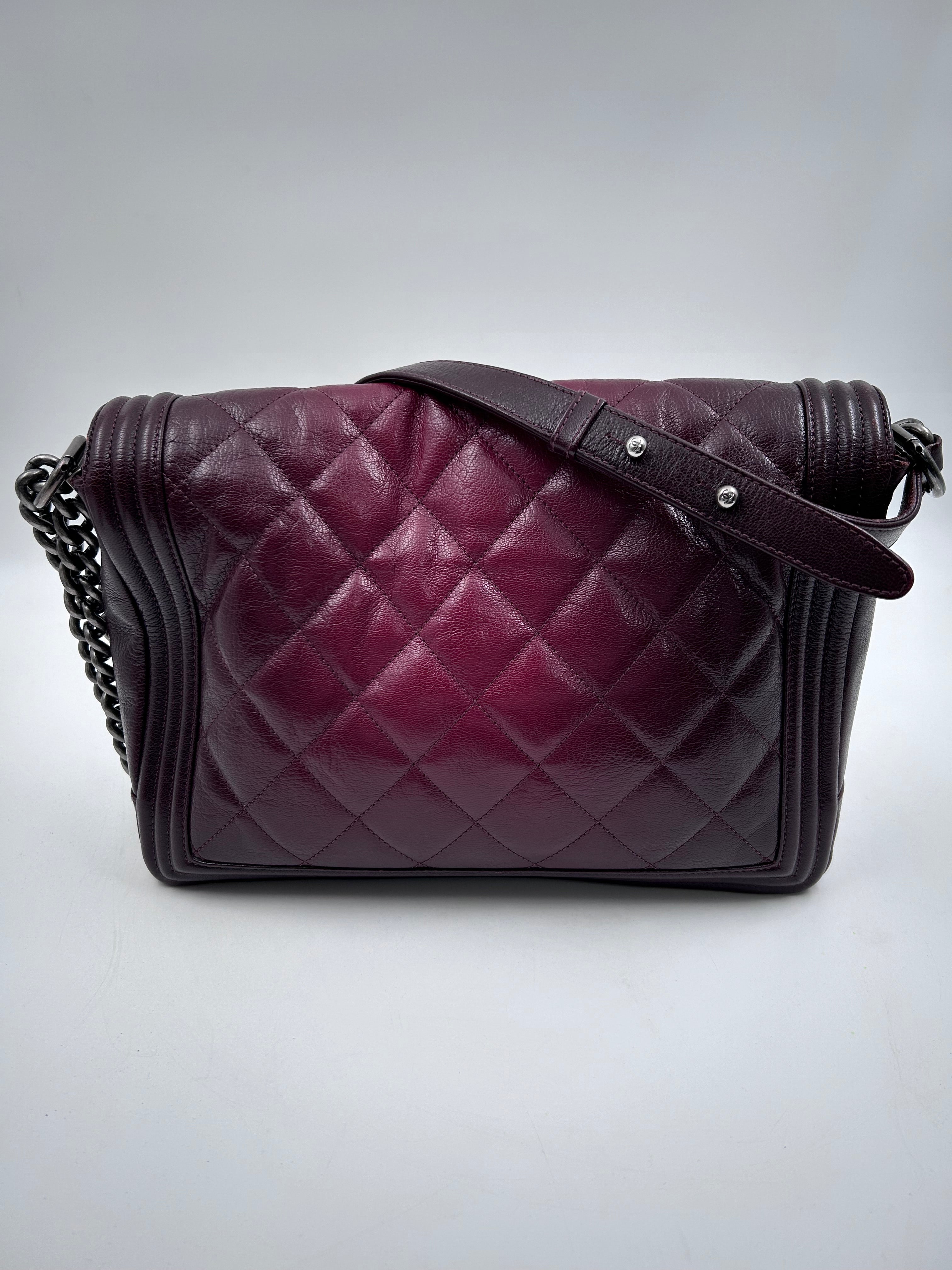 Pre-owned Chanel Oxblood Ombre Quilted Glazed Leather Large Boy Bag handbag