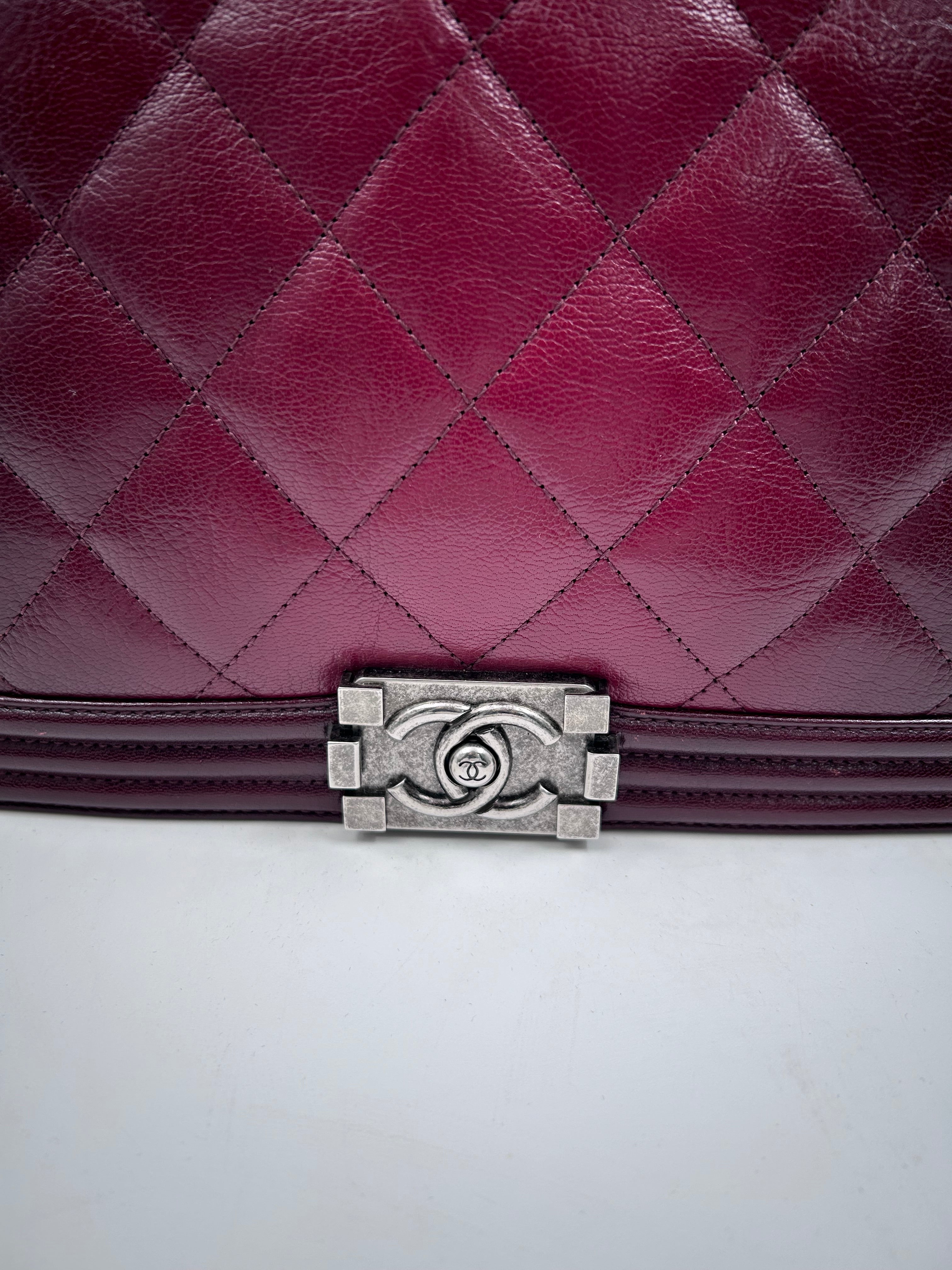 Pre-owned Chanel Oxblood Ombre Quilted Glazed Leather Large Boy Bag handbag