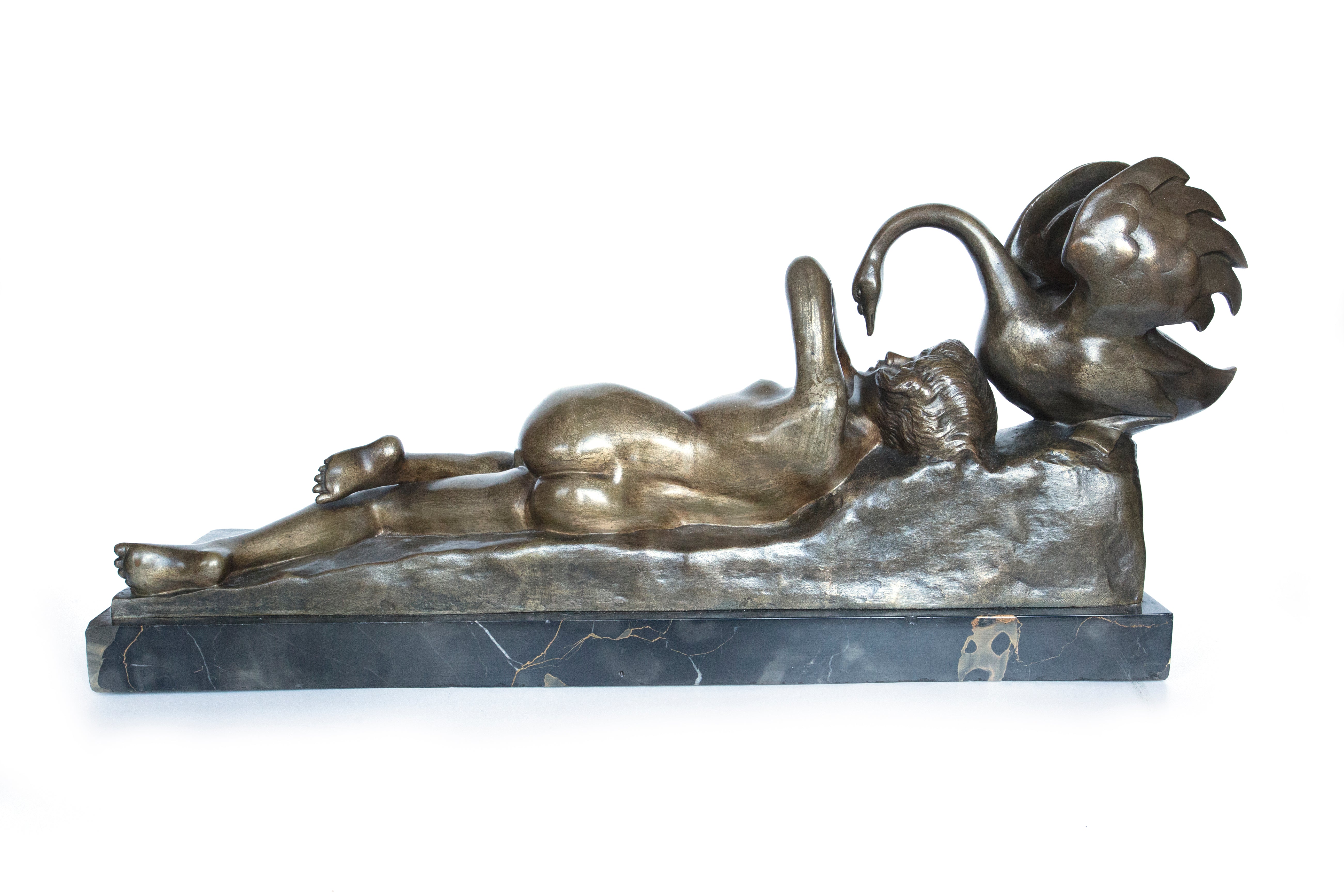 Figura de bronce Art Déco de Henri-Desire Grisard de “Leda y el cisne” sobre base de mármol