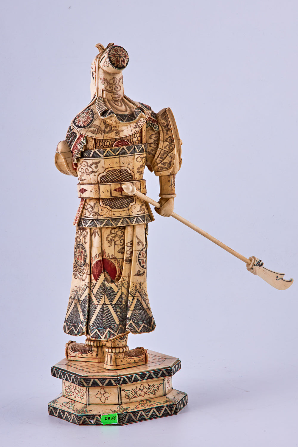 Ivory sculpture of "Saintly Emperor Guan"