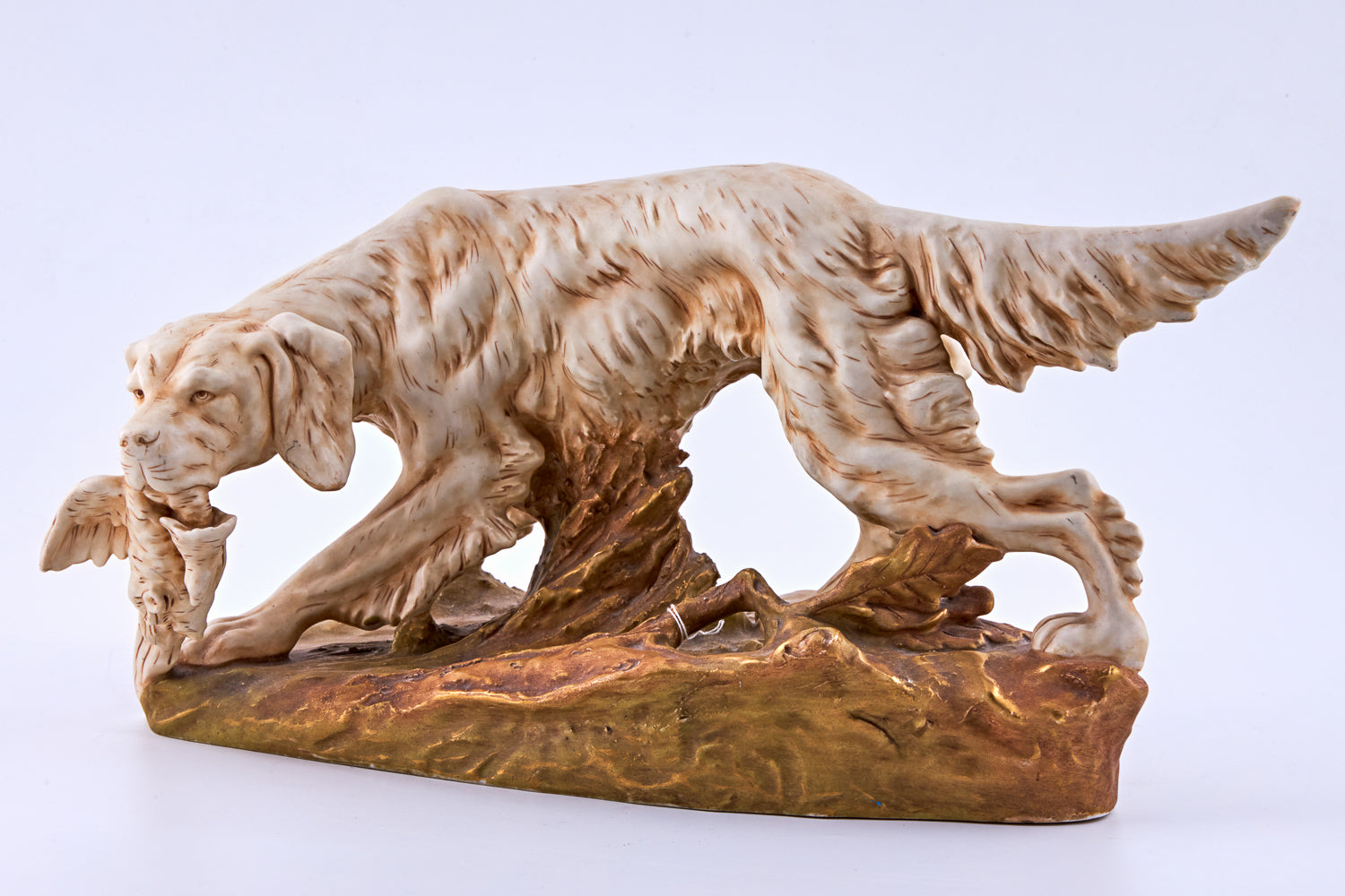 Royal Dux Bohemia Porcelain Figure of English Setter during hunting