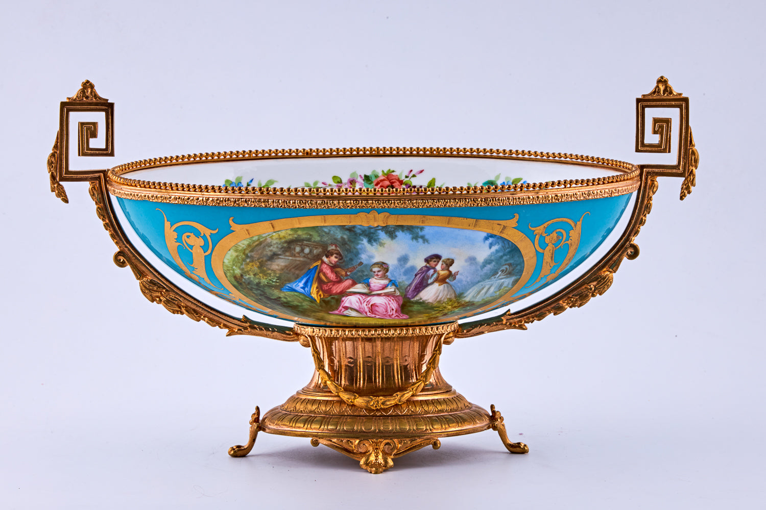 Jarrón de porcelana con montura ormolu Sevres bleu celeste