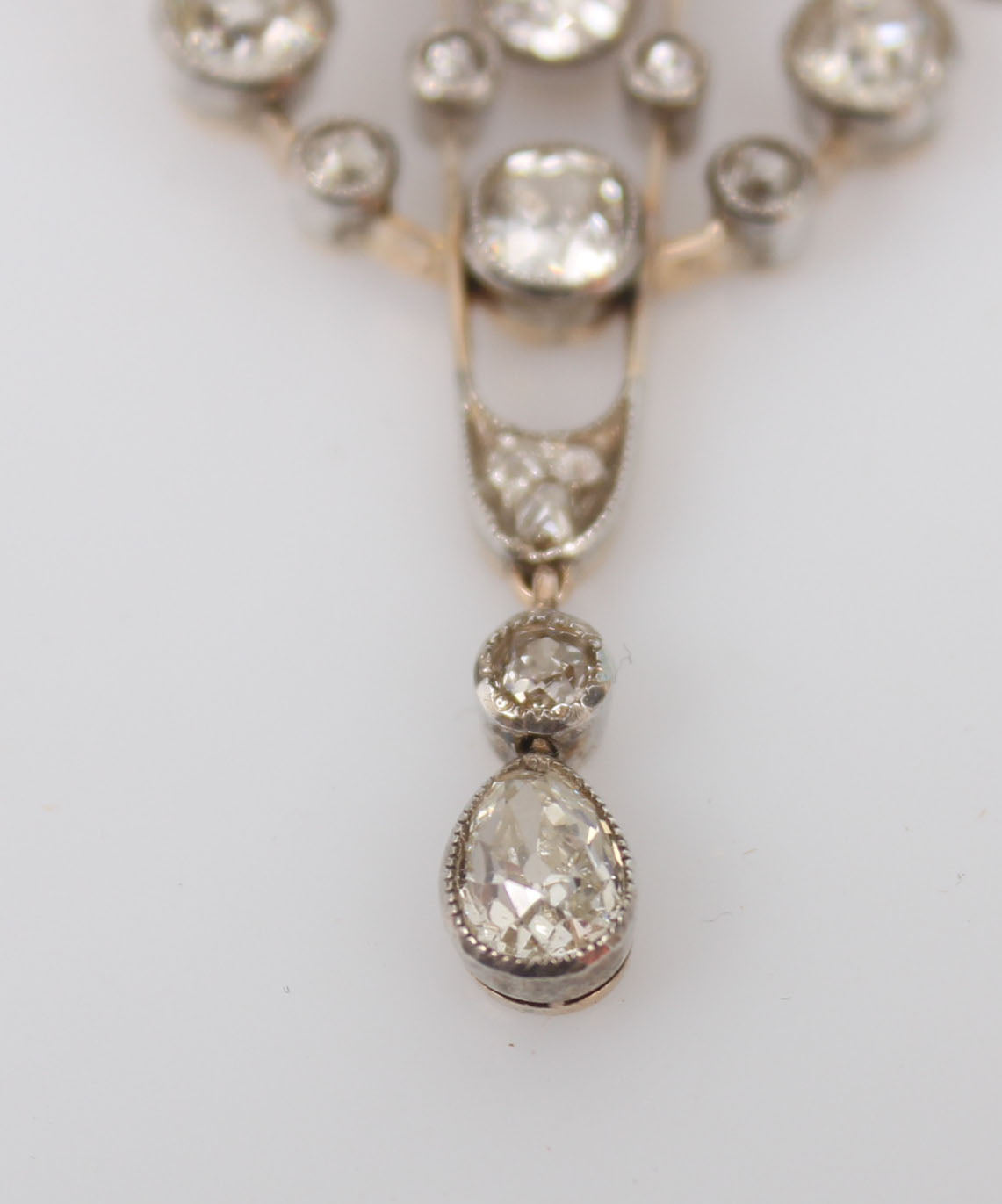 Antique gold and silver pendant/pin brooch set with natural diamonds