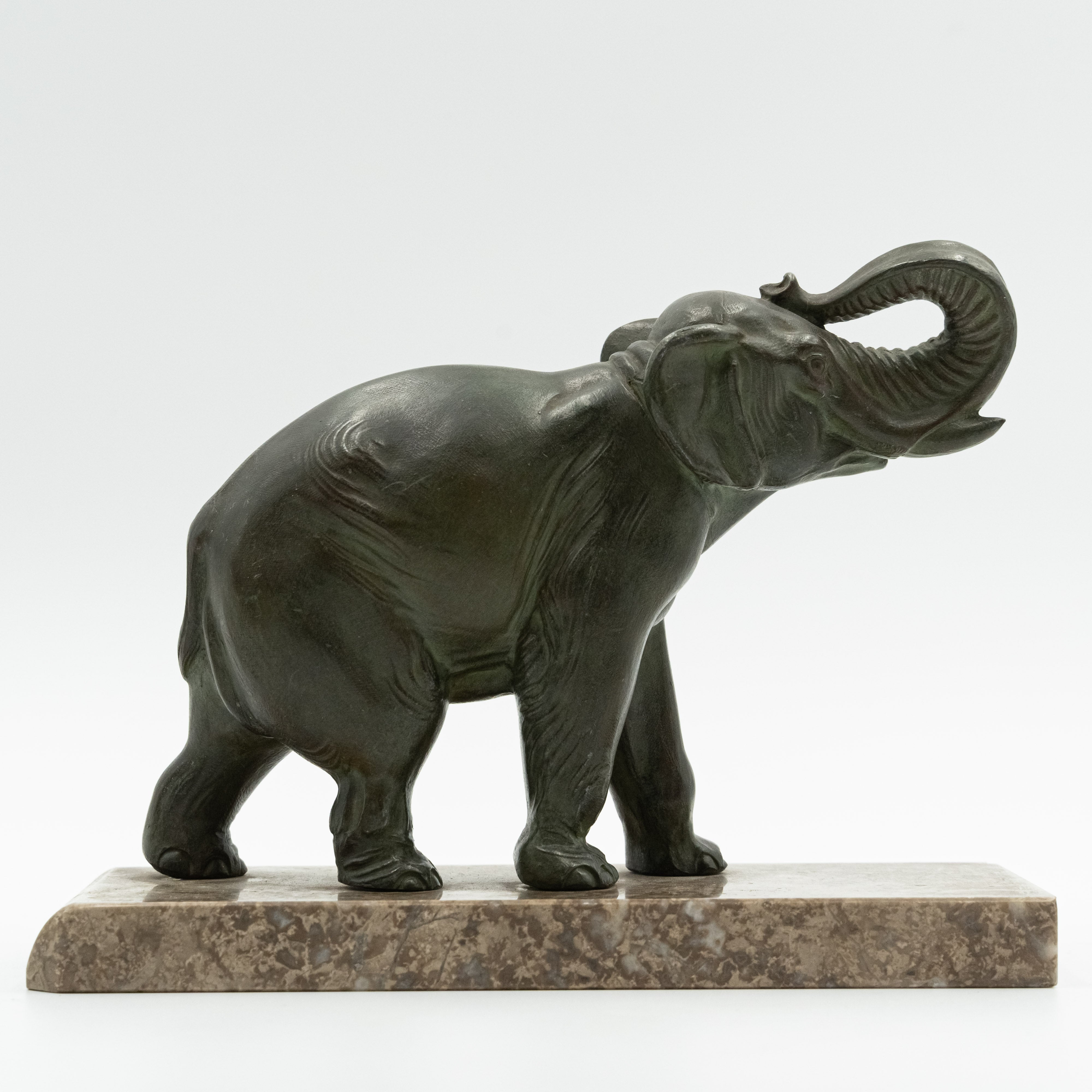 Set of two decorative elephants in Art Deco style