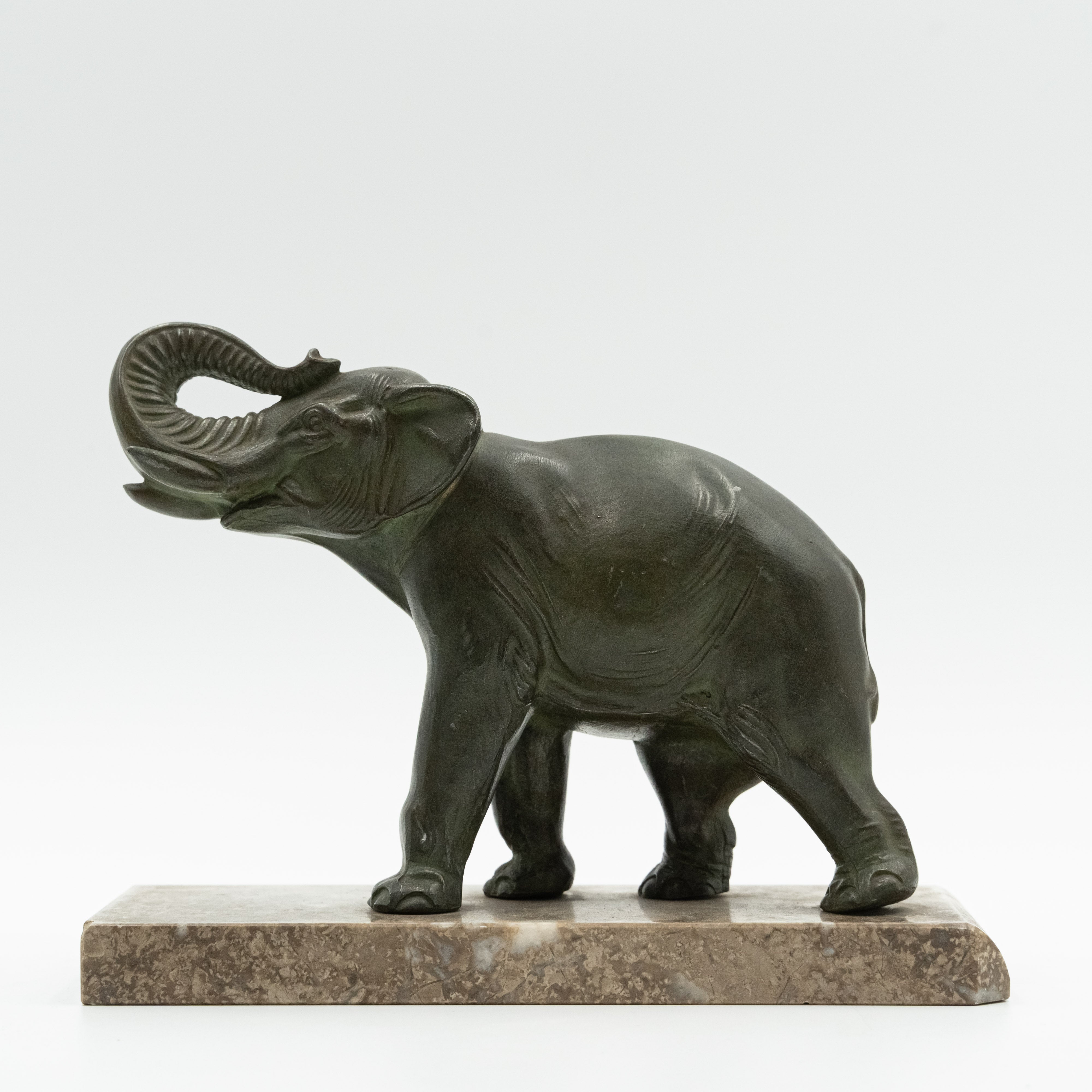 Set of two decorative elephants in Art Deco style