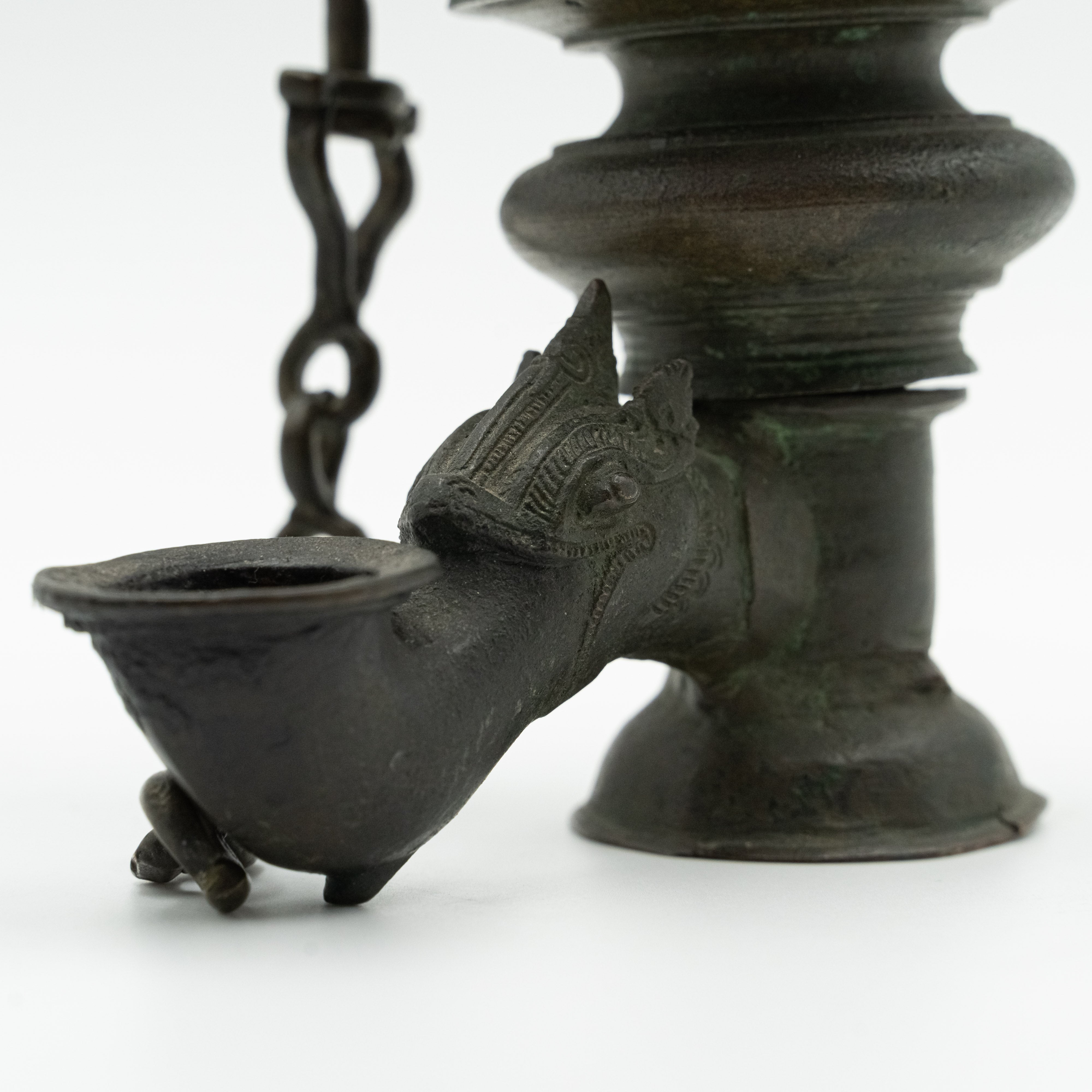 Lámpara colgante de aceite china antigua de bronce del siglo XIX