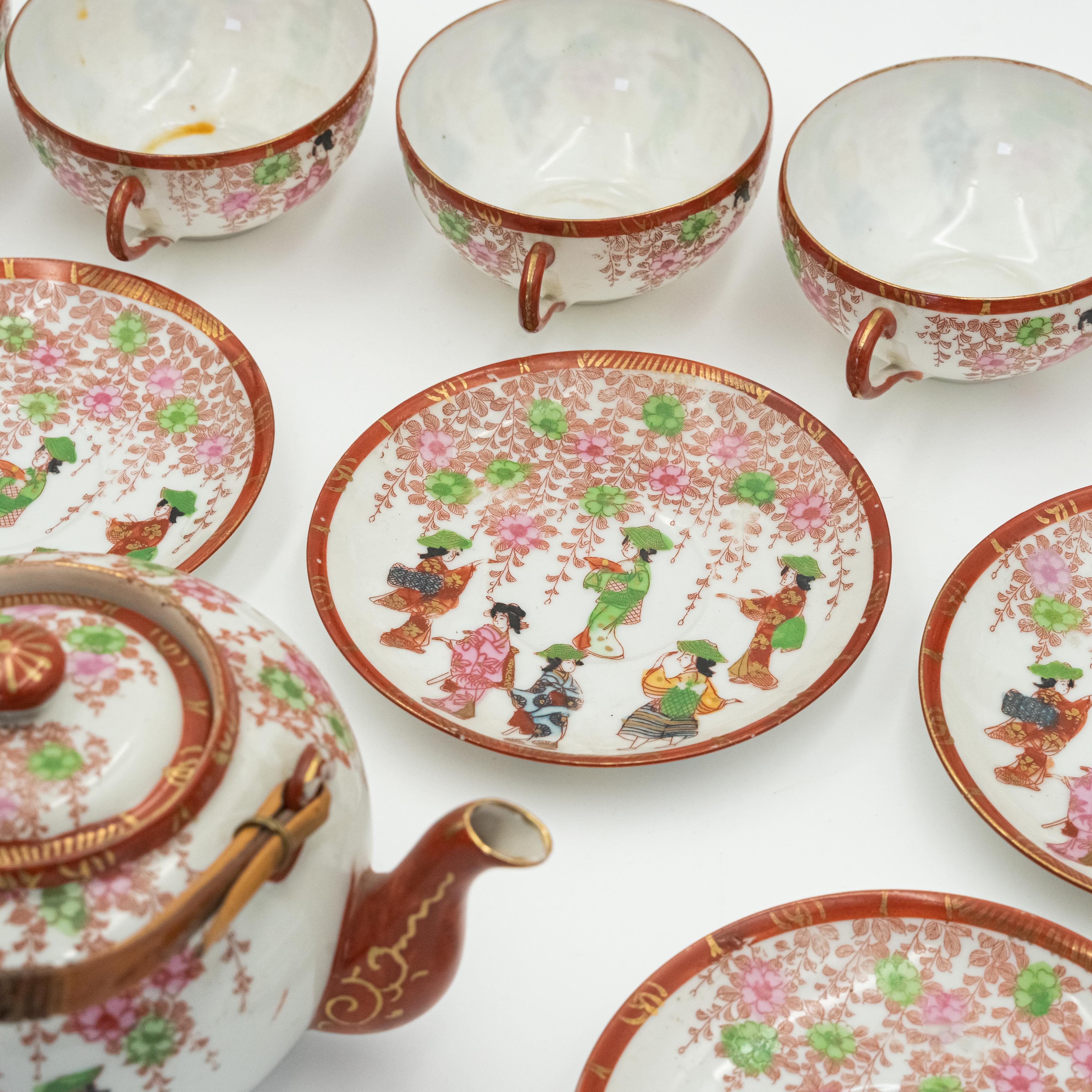 Antique Japanese fine porcelain tea set for 4 persons with hand-painted drawings of Geishas and Samurai