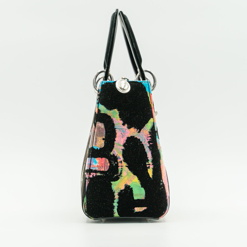 Bolso de mano Lady Dior Art de edición especial de tamaño mediano del artista Chris Martin