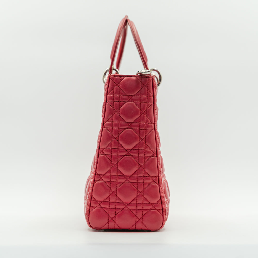 Bolso grande Lady Dior Red Cannage de piel de cordero acolchada