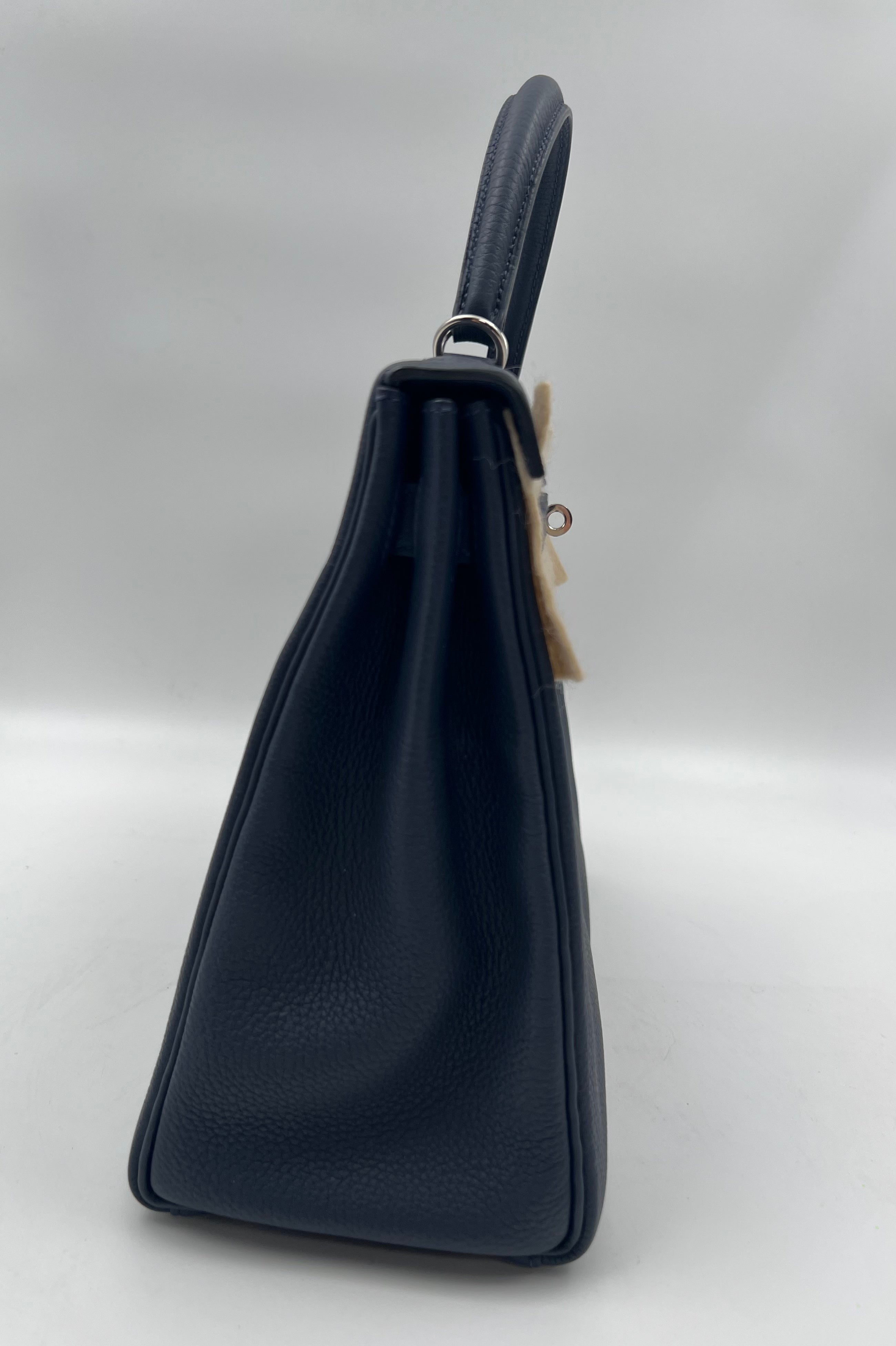 Juego completo de bolso de mano Hermes Kelly Retourne 32 de cuero Blue Nuit Togo