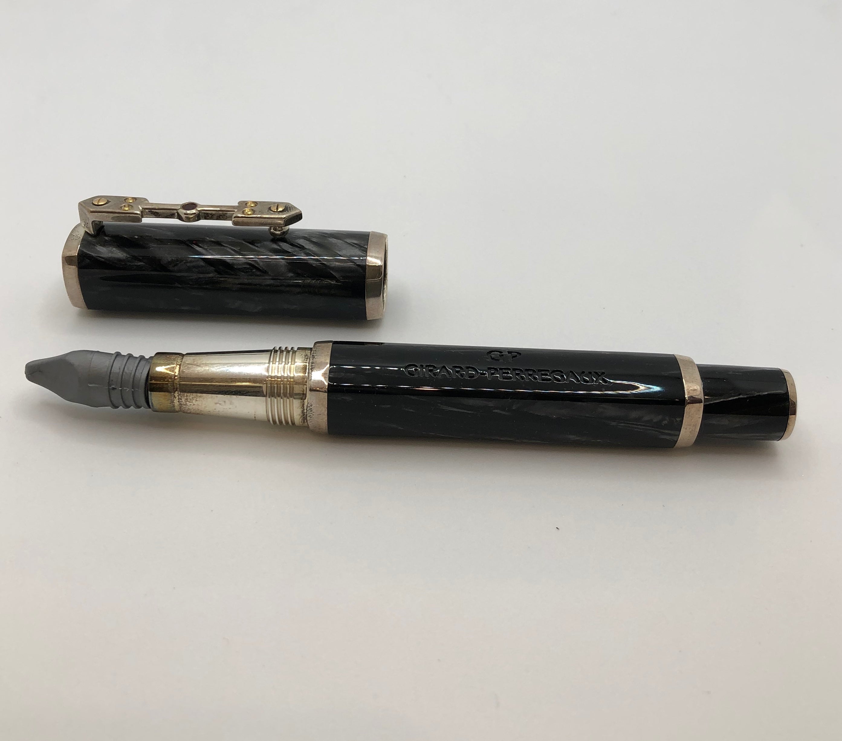 Limited Edition Sterling silver and grey resin Girard-Perregaux Tourbillon 081/150 fountain pen