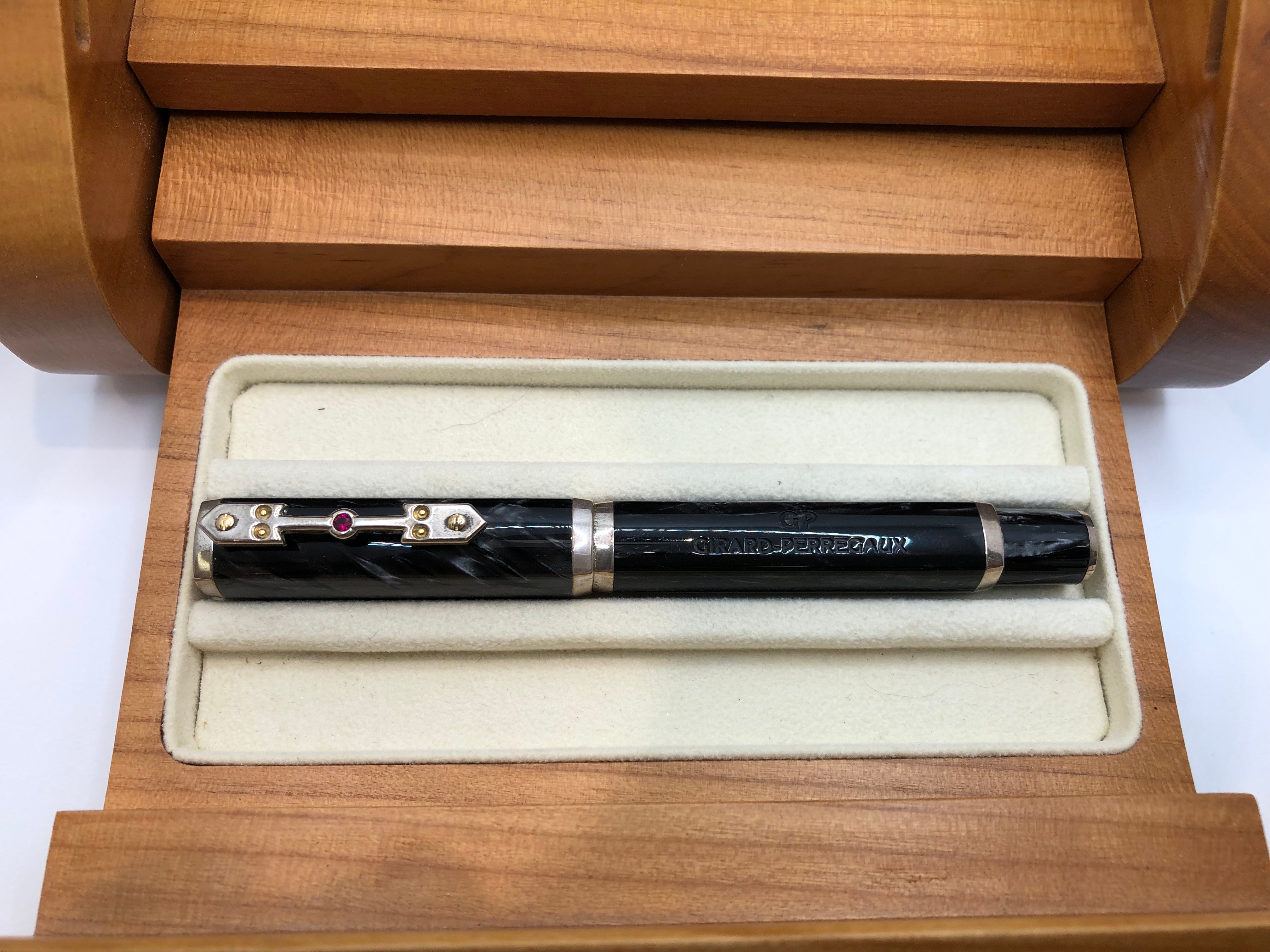 Limited Edition Sterling silver and grey resin Girard-Perregaux Tourbillon 081/150 fountain pen